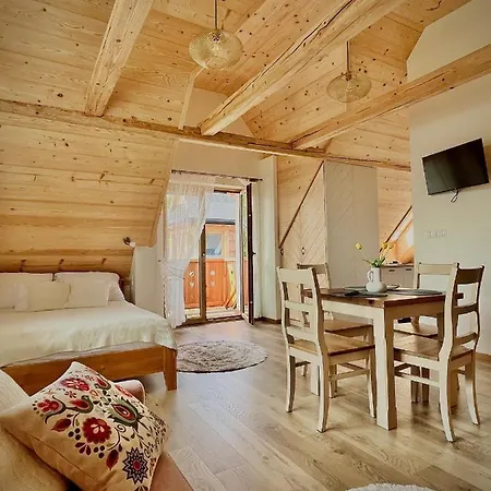 Hreska Apartment *